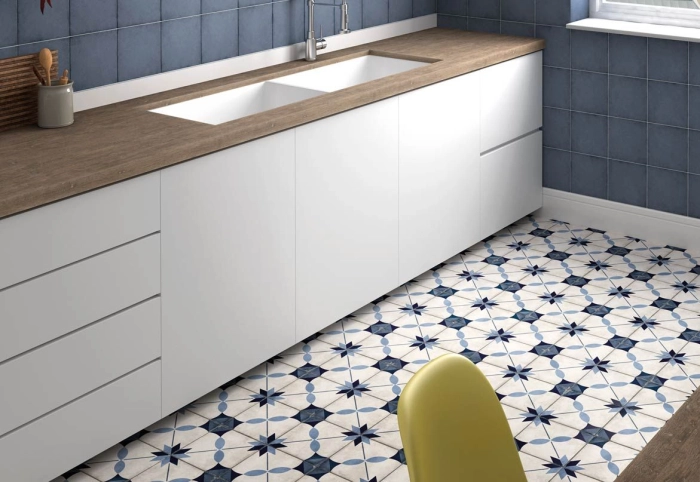 Art Nouveau Coral Pink 20x20