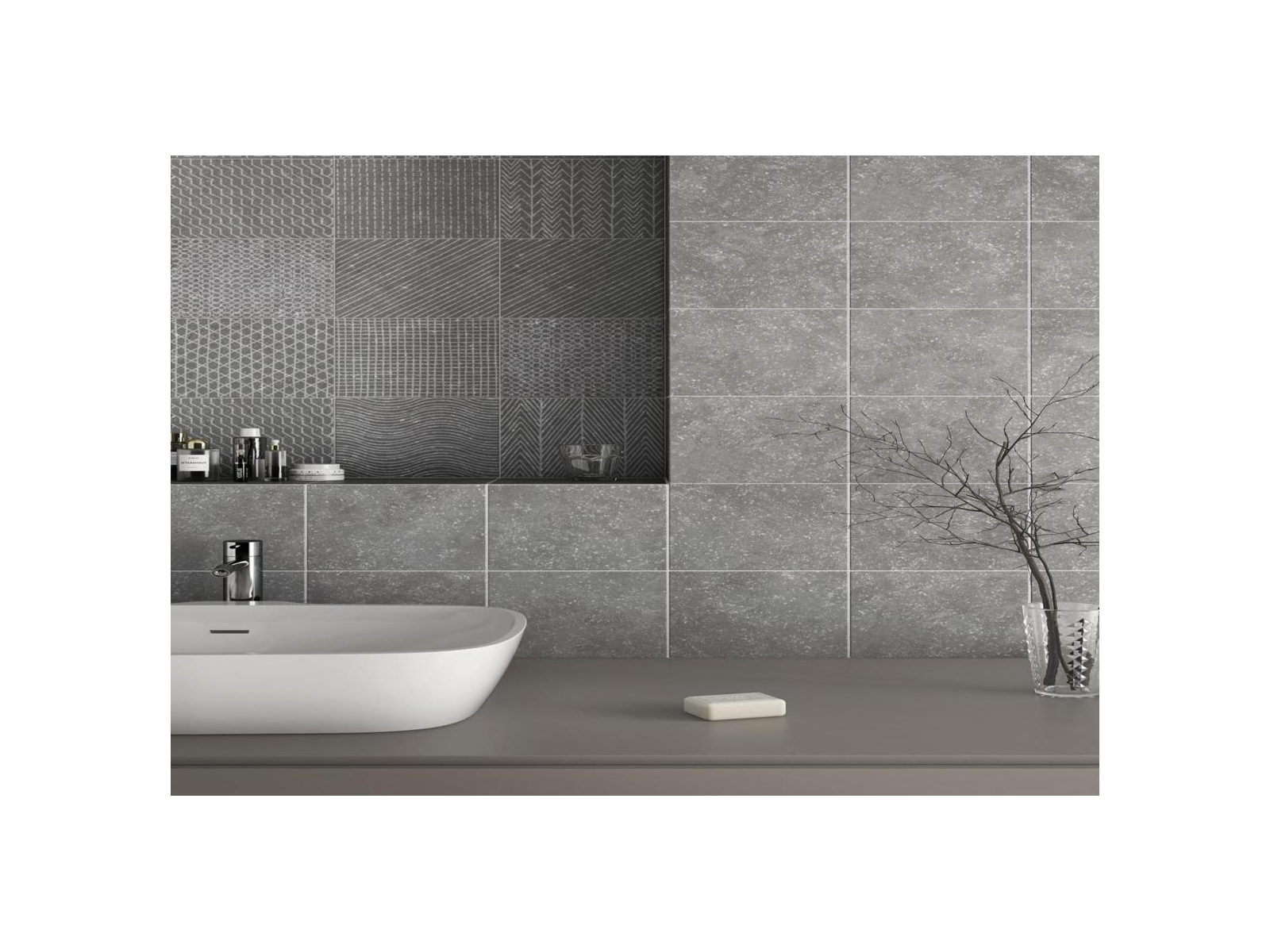 Coralstone Gamut Black 20X20