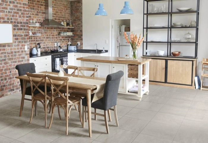 Essay White Mat  30X60